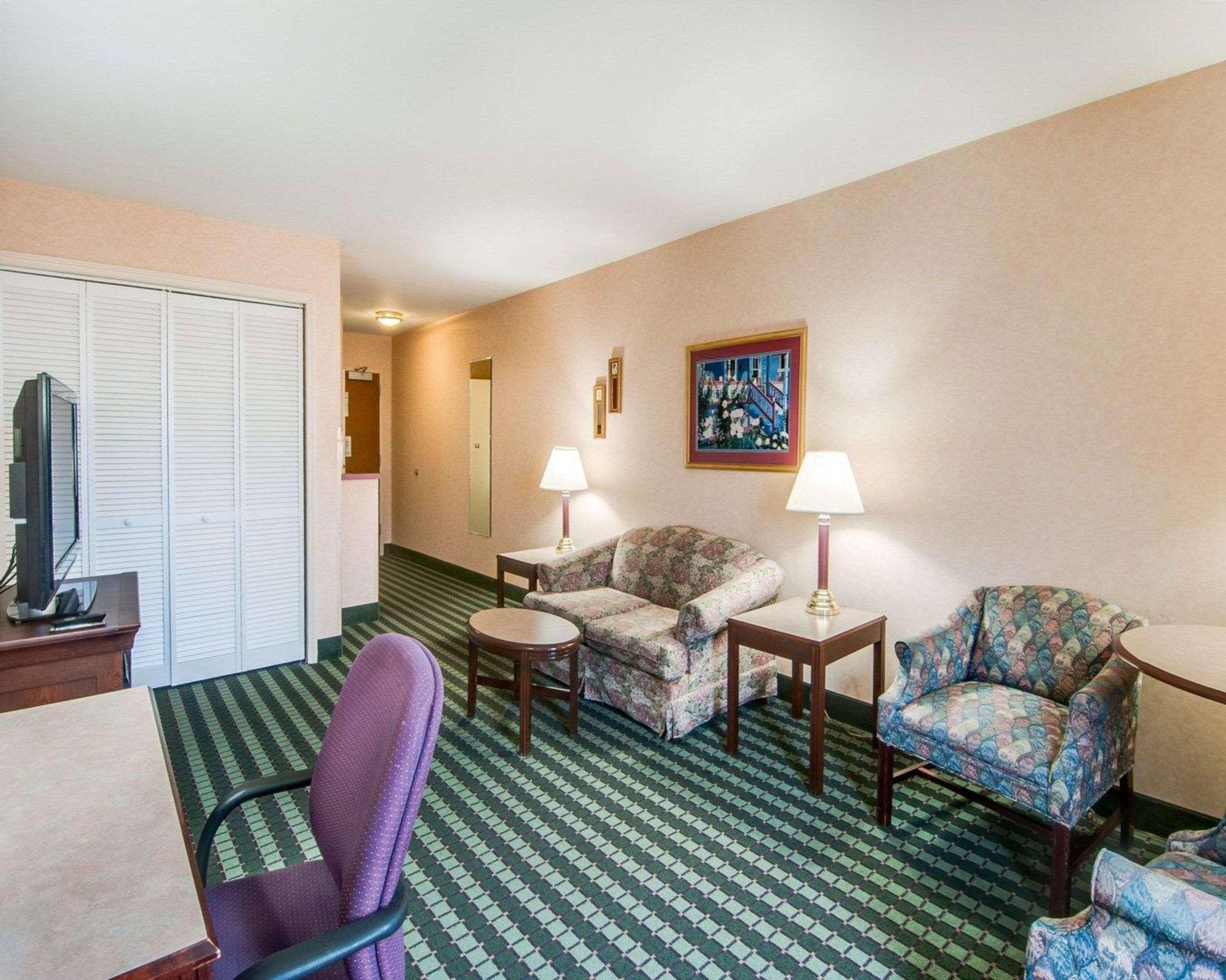 Comfort Inn Airport Роанок Екстер'єр фото