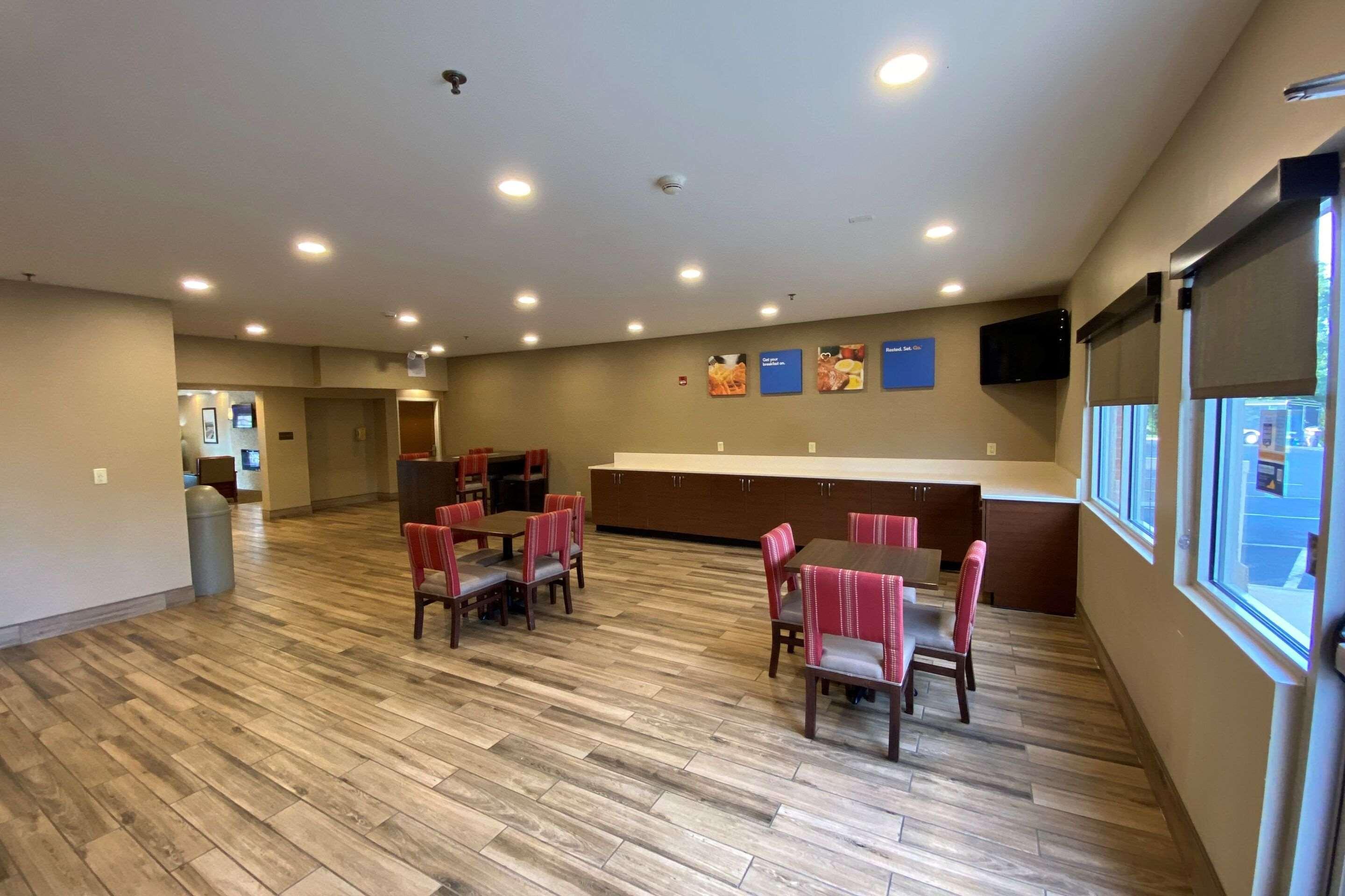 Comfort Inn Airport Роанок Екстер'єр фото